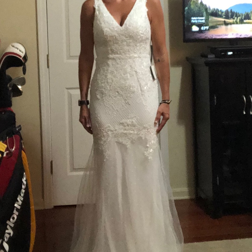 NWT Wedding Dress white lulus gown